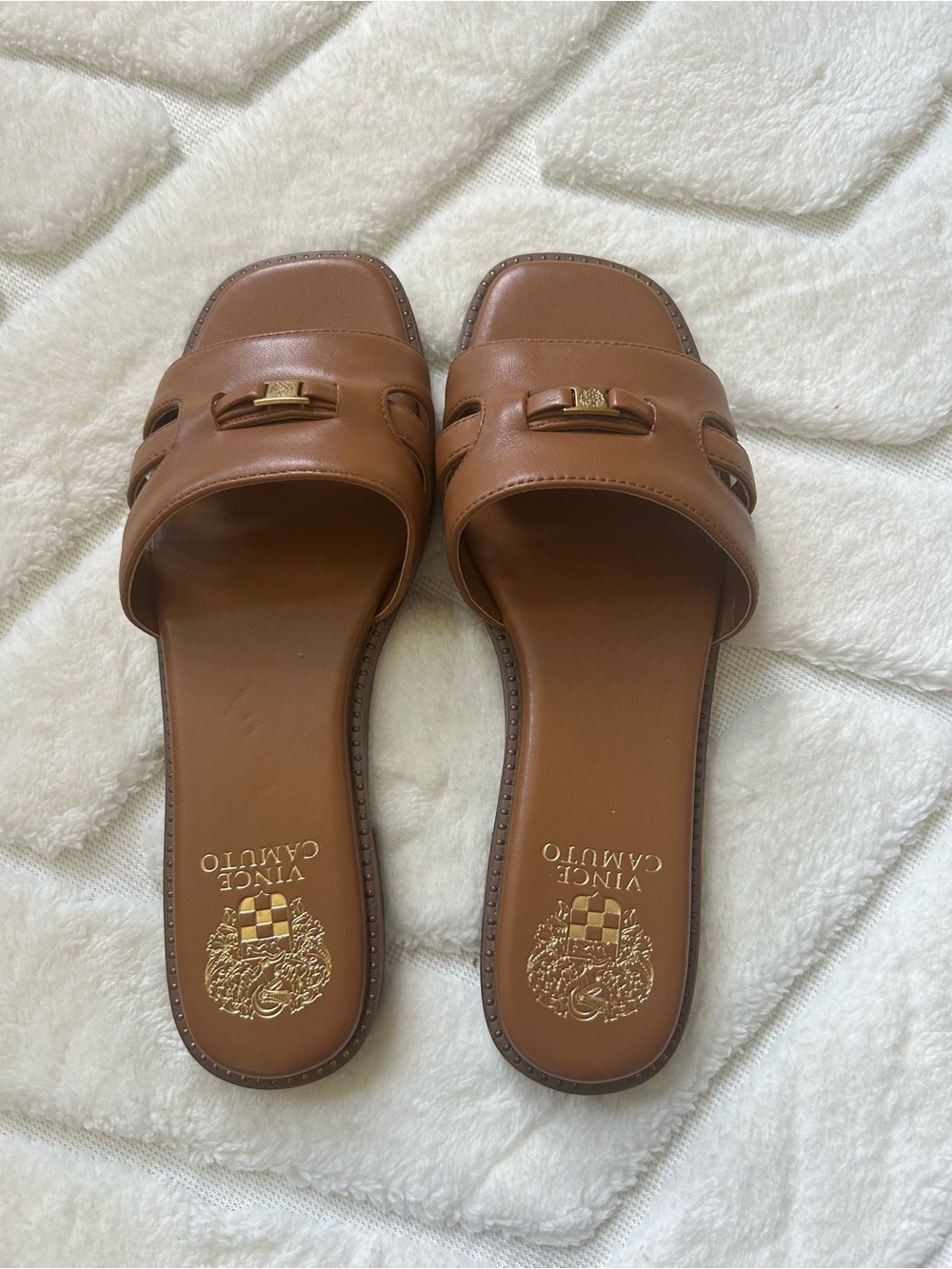 Vince Camuto Nelanna Padded Slide Sandals in Golden Walnut